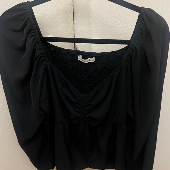 Abercrombie & fitch black sweetheart neckline shirt, size L - Picture 2 of 3